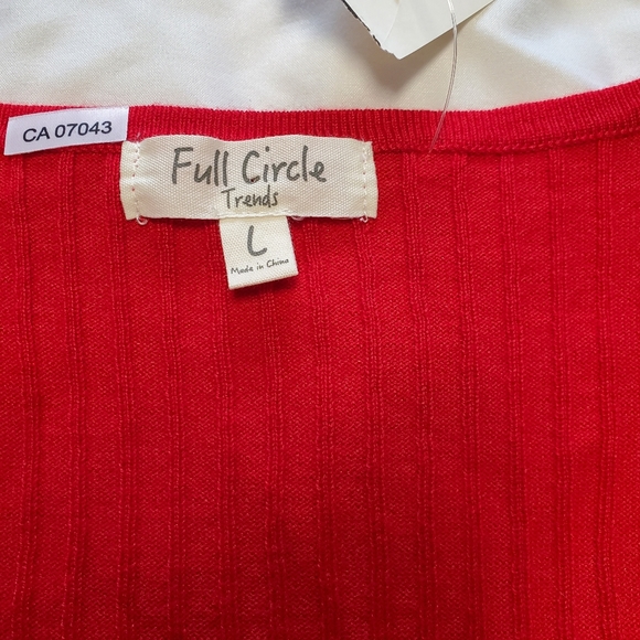 Red dress - Picture 4 of 7